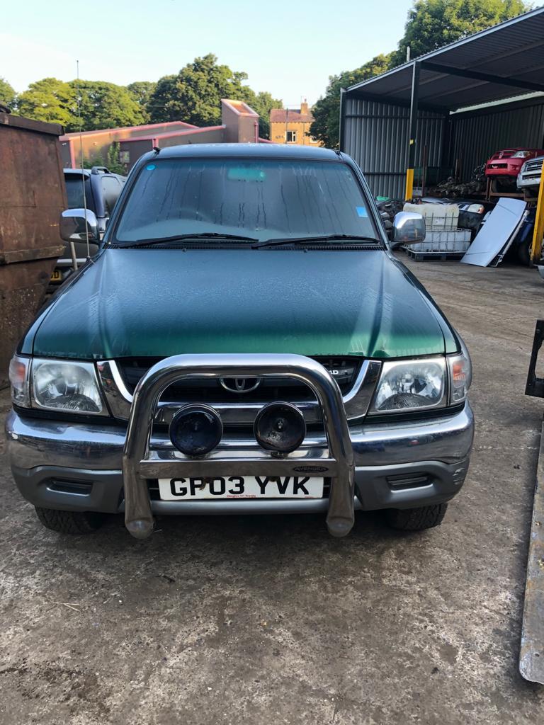 Image for a TOYOTA HILUX 2003 4 Door Pickup