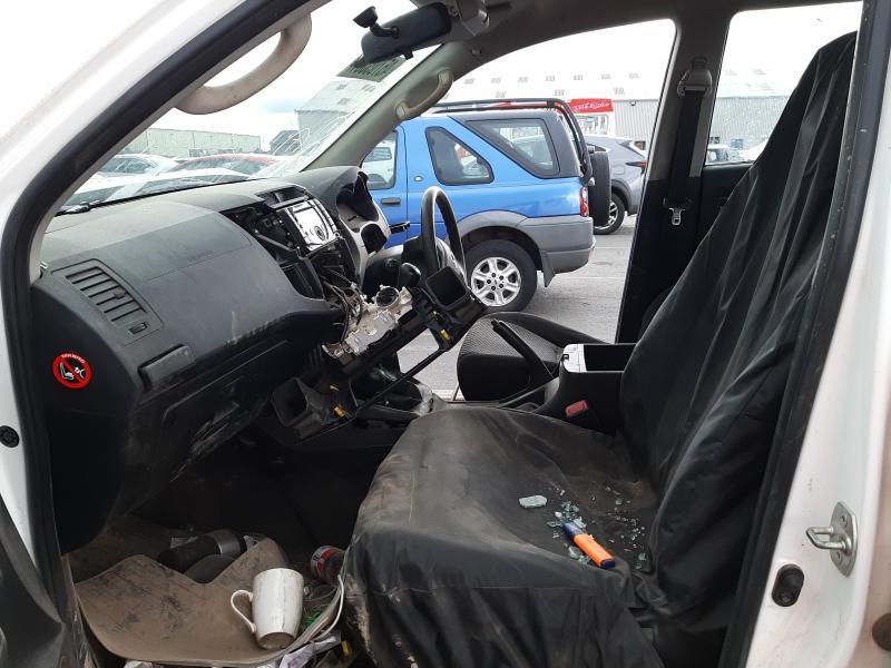 Fuse Box HILUX TOYOTA 2015