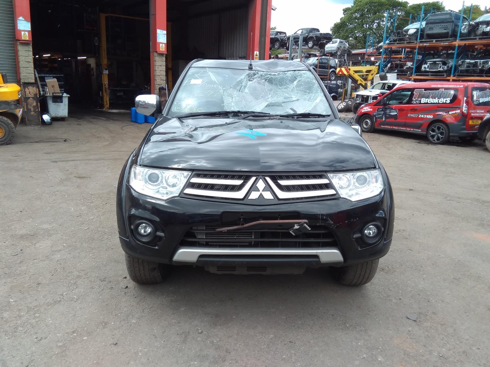 Image for a MITSUBISHI L200 2015 4 Door Pickup