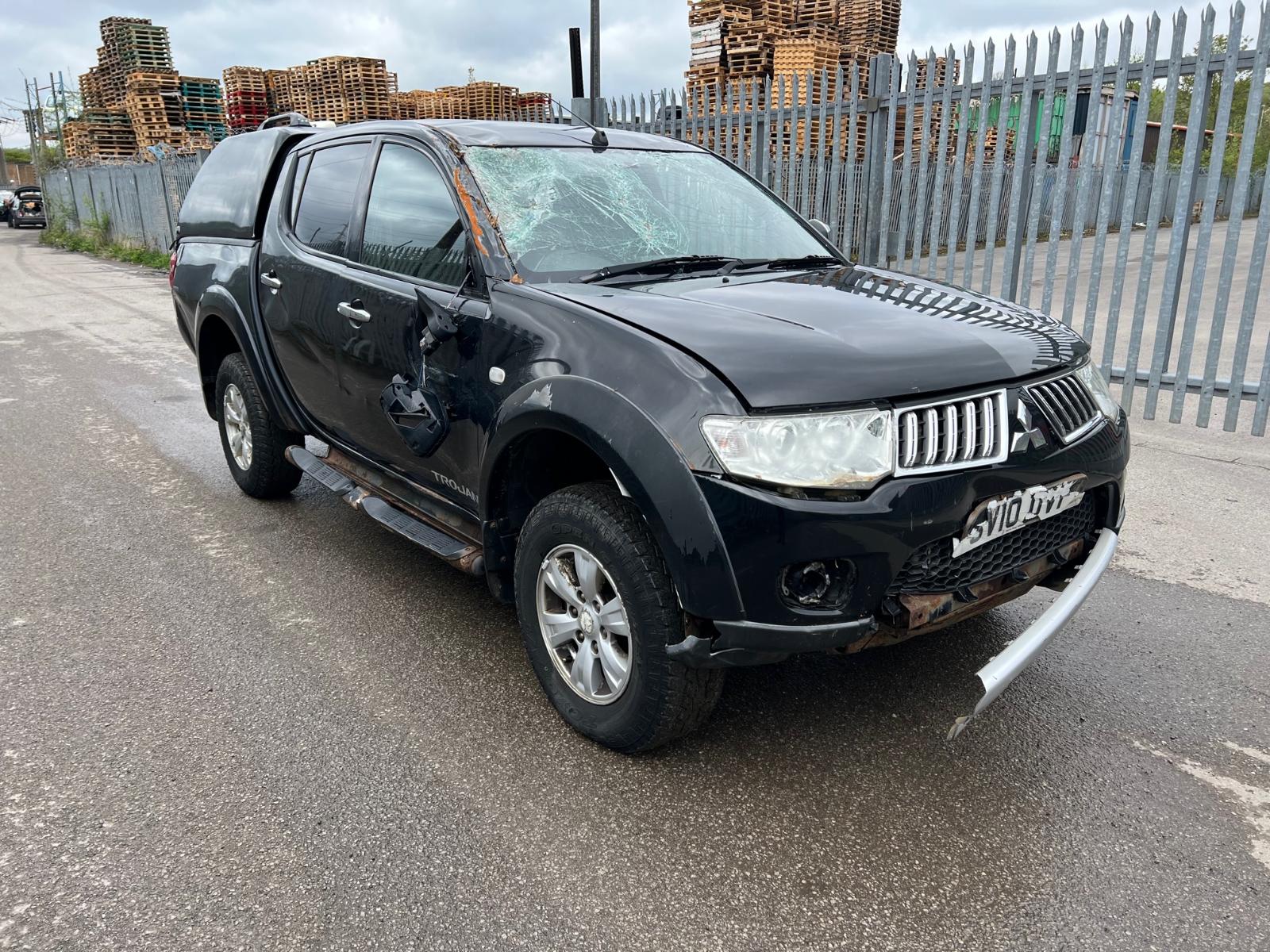 Image for a MITSUBISHI L200 2010 4 Door Pickup