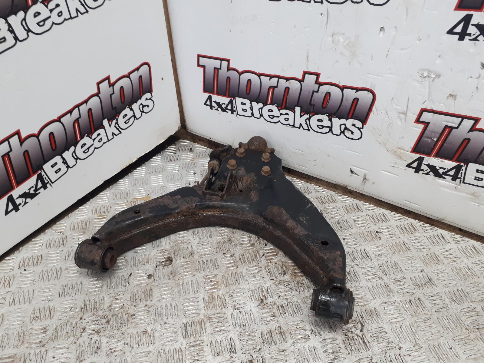 RF Lower Control Arm DMAX ISUZU 2013