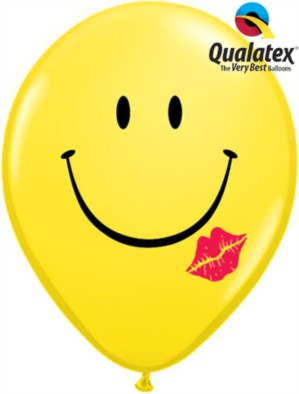 Smiley Kiss Face 11" Latex Balloons 50pk