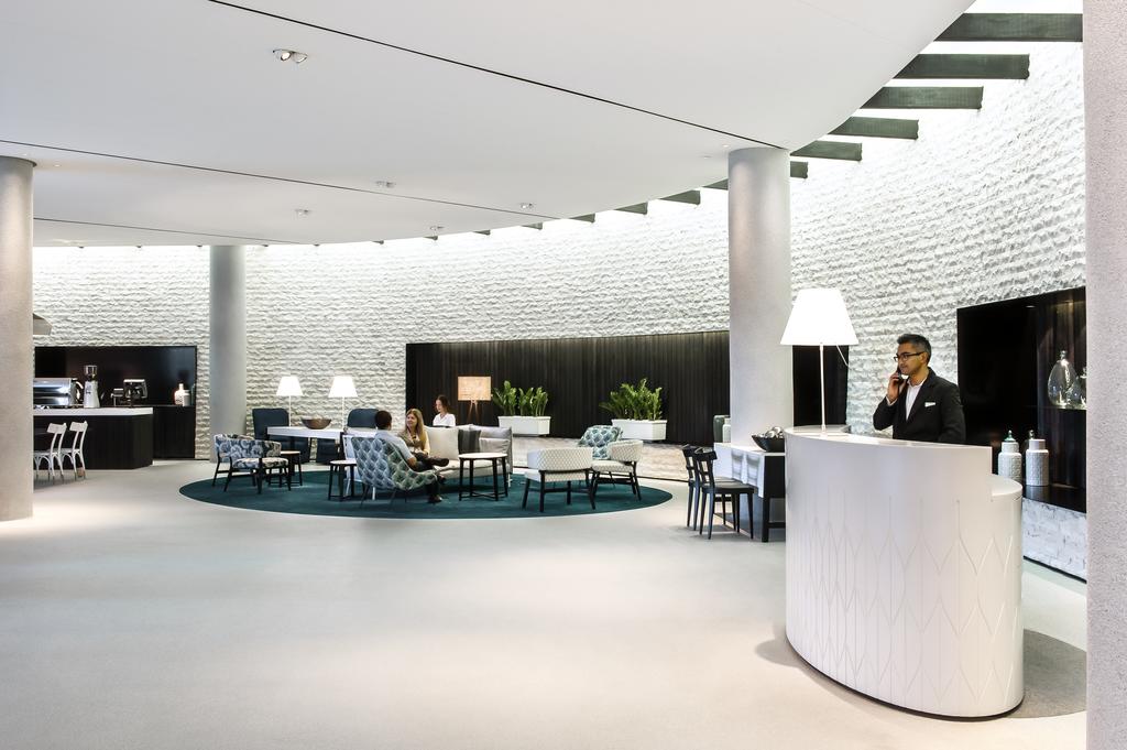 Parkroyal Darling Harbour Book Parkroyal Darling Harbour With