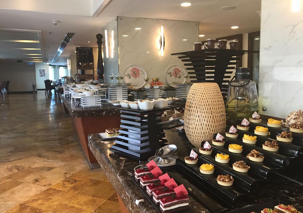 Wyndham Grand Regency Doha Book Wyndham Grand Regency Doha With