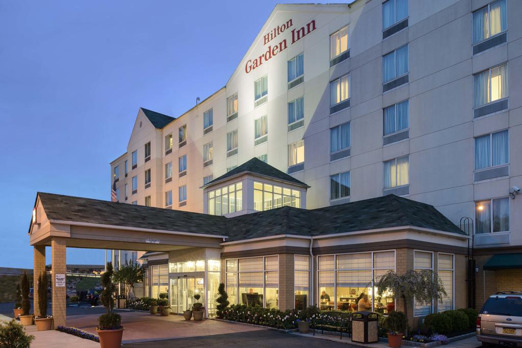 Hilton Garden Inn Queens Jfk Book Hilton Garden Inn Queens Jfk