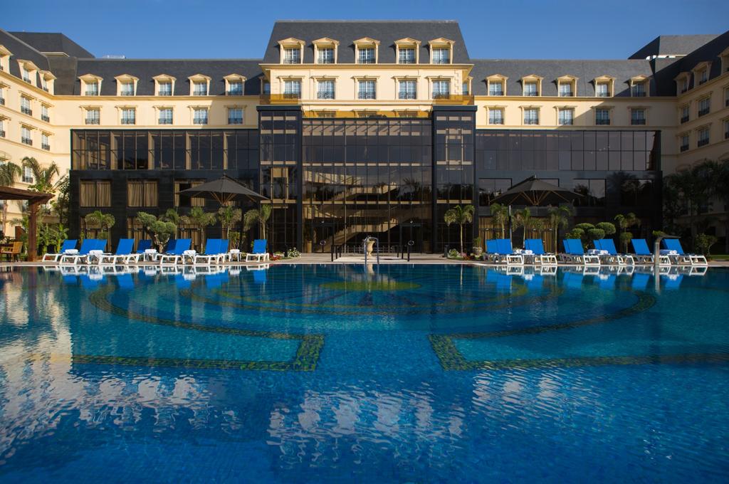 Book Cataract Pyramids Resort With Tajawal Prices Start From Aed 63 Aed