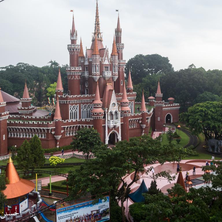 Hotel Grandhika Iskandarsyah Book Hotel Grandhika - 