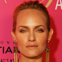 Amber Valletta