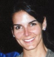Angie Harmon