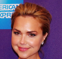 Arielle Kebbel