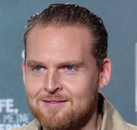 Axel Stein