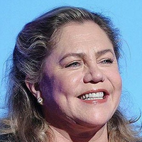 Kathleen Turner