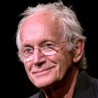 Lance Henriksen