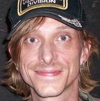 Mackenzie Crook