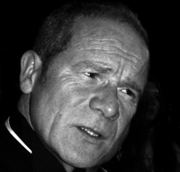 Peter Mullan