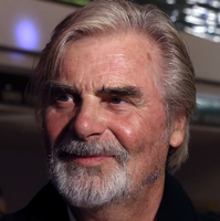 Peter Simonischek