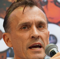 Robert Knepper