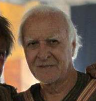 Robert Loggia