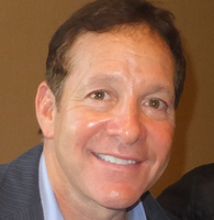 Steve Guttenberg