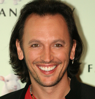 Steve Valentine