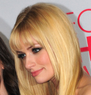 Beth Behrs läuft gerade in 2 Broke Girls auf ProSieben Beth Behrs läuft gerade in 2 Broke Girls auf ProSieben