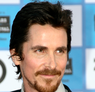 Christian Bale läuft gerade in The Dark Knight Rises auf Vox Christian Bale läuft gerade in The Dark Knight Rises auf Vox