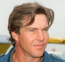 Dennis Quaid läuft gerade in Footloose auf ProSieben Dennis Quaid läuft gerade in Footloose auf ProSieben
