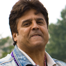 Erik Estrada läuft gerade in Scrubs – Die Anfänger auf ProSieben Erik Estrada läuft gerade in Scrubs – Die Anfänger auf ProSieben