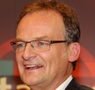 Frank Plasberg läuft gerade in Hart aber fair auf Das Erste Frank Plasberg läuft gerade in Hart aber fair auf Das Erste