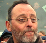 Jean Reno läuft gerade in Léon – Der Profi auf kabel eins Jean Reno läuft gerade in Léon – Der Profi auf kabel eins