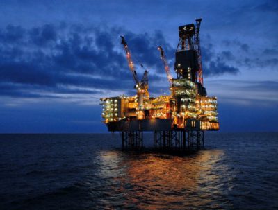 Producing oil company Iranian Offshore Oil Company (IOOC) announced that they have increased crude production at the Salman oilfield located in the Persian Gulf.