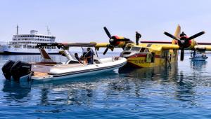Αναγκαστική προσθαλάσσωση του πυροσβεστικού αεροσκάφους στον Κορινθιακό – Σώοι οι πιλότοι