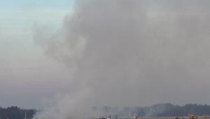 ΗΠΑ: Αναγκαστική προσγείωση για Boeing της United Airlines λόγω φωτιάς σε κινητήρα – Φωτογραφίες