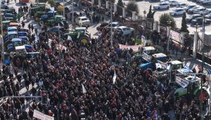 Στα μπλόκα και τα Χριστούγεννα οι αγρότες – Στέλνουν λίστα αιτημάτων στον Μητσοτάκη