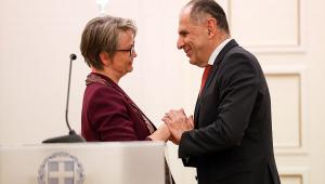 Συνάντηση Γεραπετρίτη με την Βρετανή υπ. Εξωτερικών: Αναφορές σε Τουρκία και Γλυπτά του Παρθενώνα