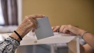 Δημοσκόπηση Metron Analysis: Στο 27% η Νέα Δημοκρατία – Στο 14,1% το ΠΑΣΟΚ