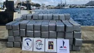 Φωτογραφίες με την κοκαΐνη και το σκάφος του «Έλληνα Εσκομπάρ»: Κατασχέθηκαν πάνω από 4 τόνοι