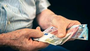 Συντάξεις Ιανουαρίου: Πρεμιέρα για τις αυξήσεις και το «ψαλίδι» 50% στην προσωπική διαφορά