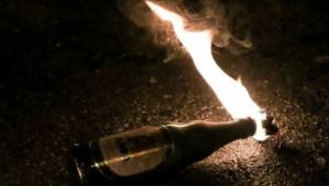 Εξάρχεια: …Έβρεξε μολότοφ τη νύχτα – Ταυτόχρονες επιθέσεις κατά αστυνομικών