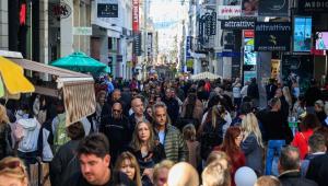 Ωράριο καταστημάτων Κυριακή [21/12]: Μέχρι τι ώρα θα λειτουργήσουν- Πότε είναι κλειστά