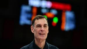 Ιστορική πρωτιά για τον Γιώργο Μπαρτζώκα στον πάγκο του Ολυμπιακού, ξεπέρασε τον Γιάννη Ιωαννίδη