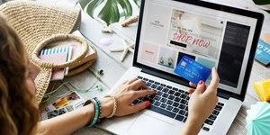 ΕΡΕΥΝΑ: Οκτώ στους 10 Έλληνες κάνουν αγορές από online πλατφόρμες χωρών εκτός ΕΕ όπως Temu και Shein