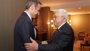 Στη Ραμάλα ο Κυριάκος Μητσοτάκης: Συναντήθηκε με τον Μαχμούντ Αμπάς