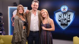 Ο Χρήστος Μενιδιάτης στο εορταστικό Game Time: το ντουέτο με τον Ντέμη Νικολαΐδη και ο Μέσι σε ρόλο του Άϊ-Βασίλη (video)