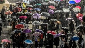 Καιρός τα Χριστούγεννα: Ισχυρές βροχές και καταιγίδες σε όλη την Ελλάδα - Οι επικίνδυνες ημέρες