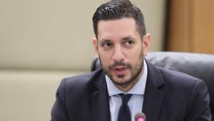 Κυρανάκης: Εξήγγειλε ανακαίνιση των υποδομών και 23 νέα τρένα στον σιδηρόδρομο έως το 2027