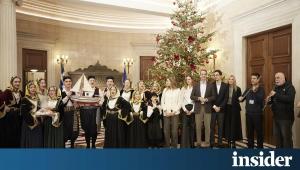 Χριστουγεννιάτικα κάλαντα στον Πρωθυπουργό Κυριάκο Μητσοτάκη