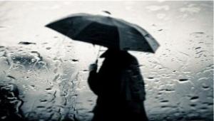 Ισχυρές βροχές και καταιγίδες την παραμονή Χριστουγέννων – Δεκάδες κλήσεις στην Πυροσβεστική