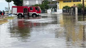 Καιρός: «Βούλιαξε» η Αττική, συναγερμός στη Πυροσβεστική - Πού έπεσε η μεγαλύτερη ποσότητα βροχής [χάρτης]