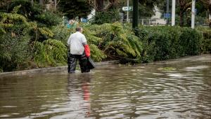 Κακοκαιρία «χτύπησε» την Αττική: Πλημμύρες, προβλήματα στην κυκλοφορία και διακοπές ηλεκτροδότησης